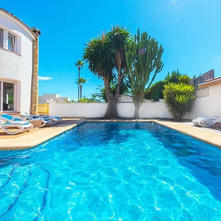 Abahana Villas Monte Cristo * Теулада